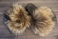 Wood Pom